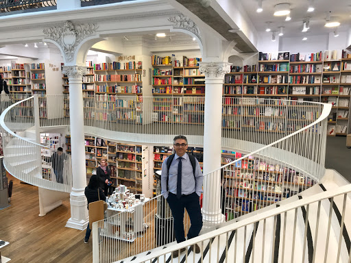 Book shops in Bucharest