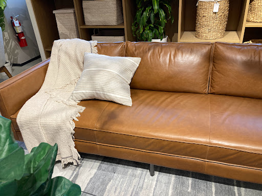 Furniture Store «west elm», reviews and photos, 1 Bellevue Way NE, Bellevue, WA 98004, USA