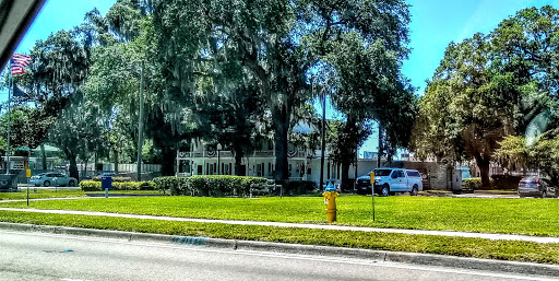 Funeral Home «Stowers Funeral Home», reviews and photos, 401 W Brandon Blvd, Brandon, FL 33511, USA