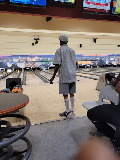 Bowling Alley «Suncoast Bowling Center», reviews and photos, 9090 Alta Dr, Las Vegas, NV 89145, USA