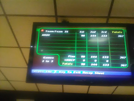 Bowling Alley «AMF Pin-O-Rama Lanes», reviews and photos, 1724 Genesee St, Utica, NY 13502, USA