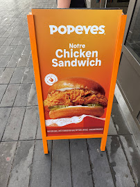 Sandwich au poulet du Restaurant américain Popeyes - République à Paris - n°5