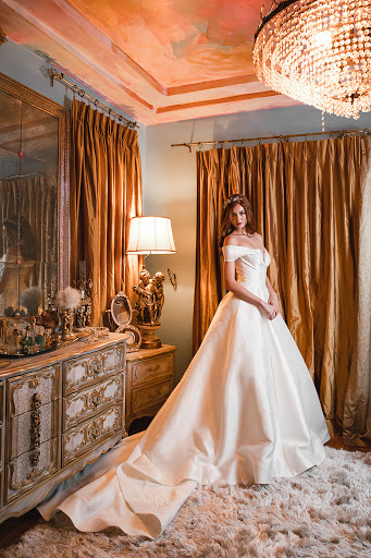 Bridal Shop «Nicole Bridal & Formal Shoppe», reviews and photos, 261 Old York Rd #210, Jenkintown, PA 19046, USA