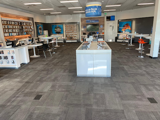 Cell Phone Store «AT&T», reviews and photos, 1809 Reisterstown Rd #130, Pikesville, MD 21208, USA