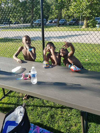 Water Park «Green Lake Family Aquatic Center», reviews and photos, 1100 River Oaks Dr, Calumet City, IL 60409, USA