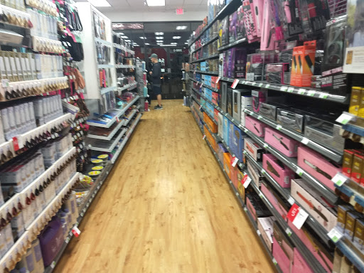 Shopping Mall «Vacaville Commons Shopping Center», reviews and photos, 2098 Harbison Dr, Vacaville, CA 95687, USA