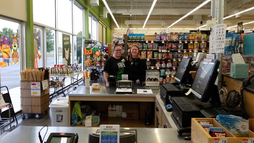 Pet Supply Store «Pet Supplies Plus», reviews and photos, 1755 Marketview Dr, Yorkville, IL 60560, USA