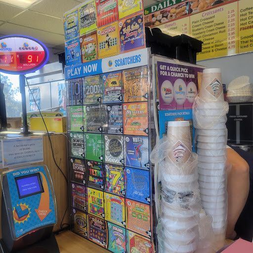 Donut Shop «Daily Donuts», reviews and photos, 105 W Arrow Hwy, San Dimas, CA 91773, USA