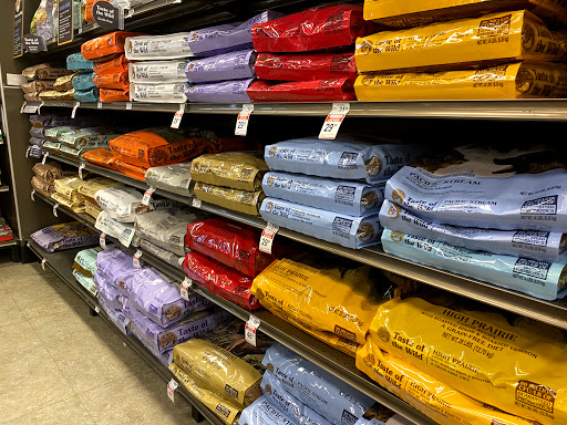 Pet Supply Store «Unleashed by Petco», reviews and photos, 520 S 23rd St, Philadelphia, PA 19146, USA