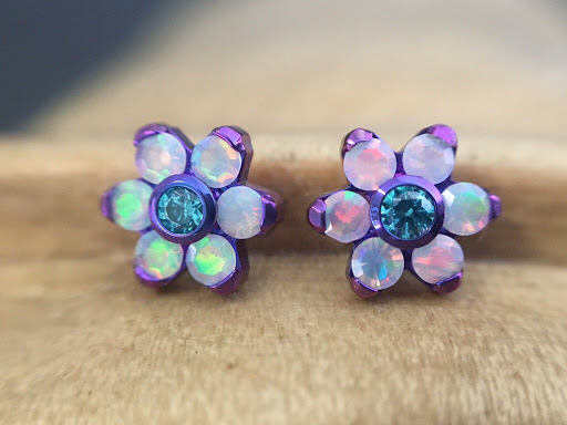 Explore optical illusion tattoo ideas, creative tattoo ideas in El Paso, available at Fox Labyrinth Body Piercing and Fine Jewelry