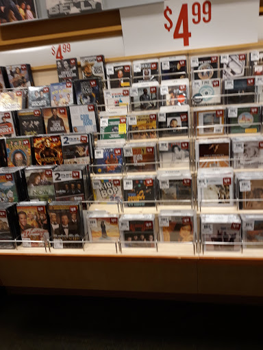 Book Store «Barnes & Noble», reviews and photos, 210 Americana Way, Glendale, CA 91210, USA