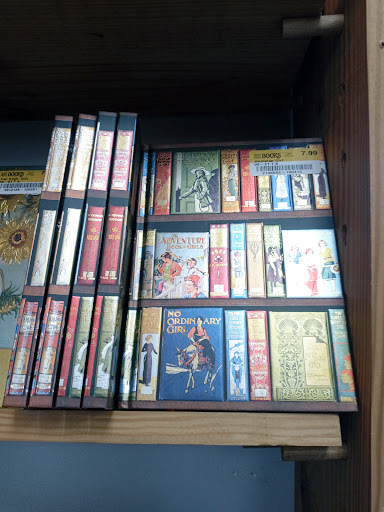 Book Store «Half Price Books», reviews and photos, 4250 E Towne Blvd, Madison, WI 53704, USA