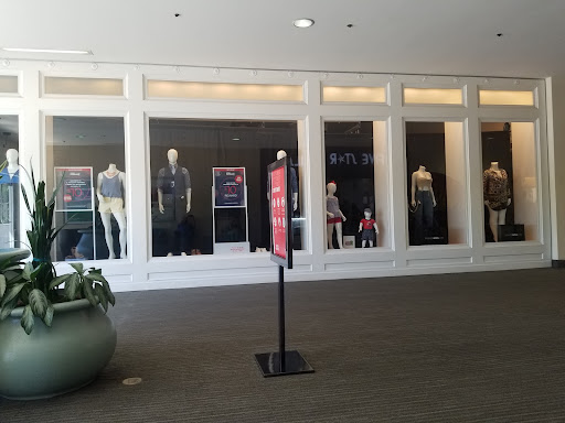 Shopping Mall «The Shops at Montebello», reviews and photos, 2134 Montebello Town Center, Montebello, CA 90640, USA