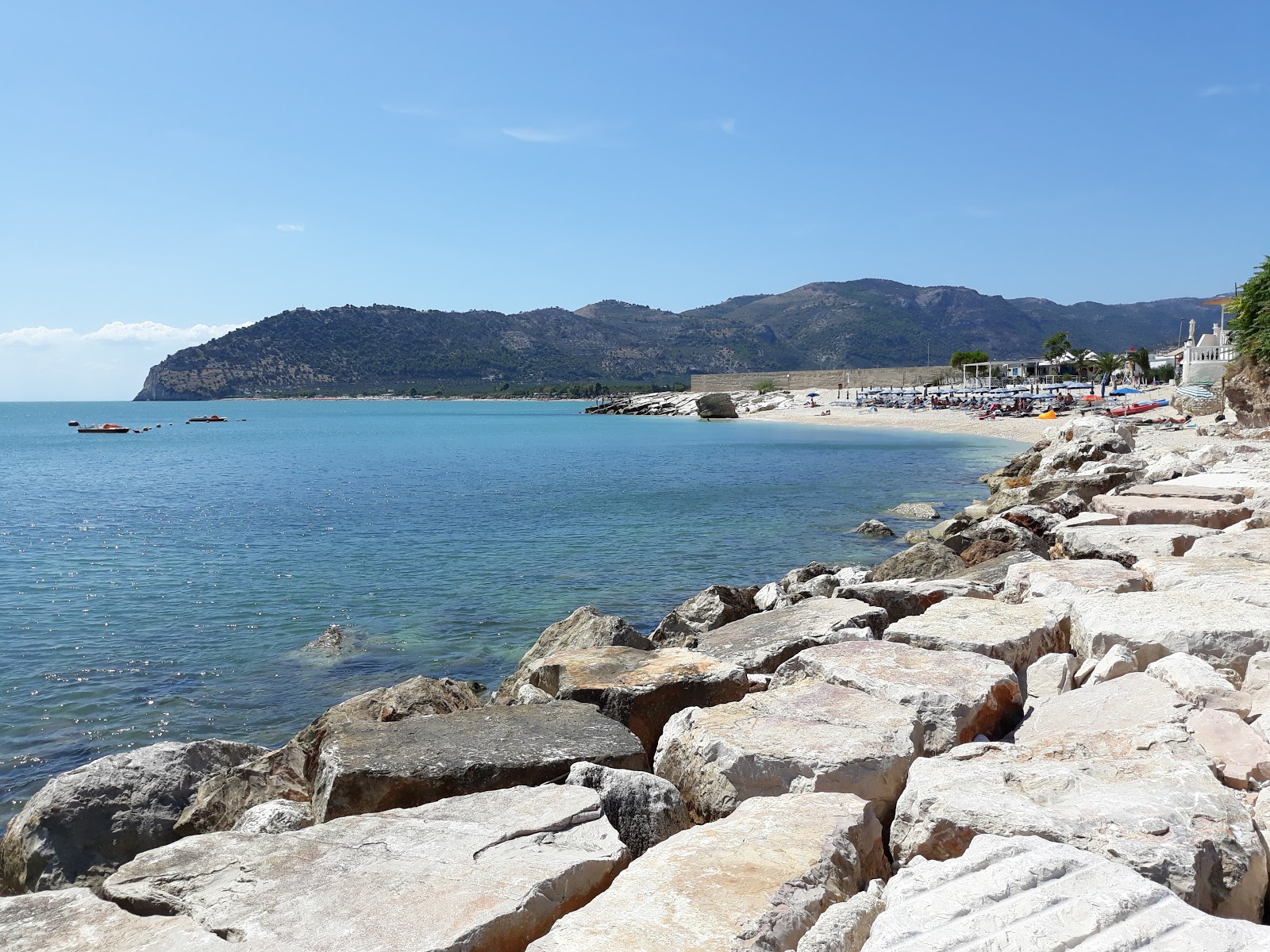 Spiaggia di Tor di Lupo photo #9