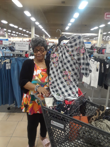 Clothing Store «Burlington Coat Factory», reviews and photos, 6725 E Black Horse Pike, Egg Harbor Township, NJ 08234, USA