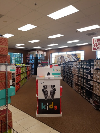 Shoe Store «Famous Footwear», reviews and photos, 5151 Borgen Blvd, Gig Harbor, WA 98332, USA