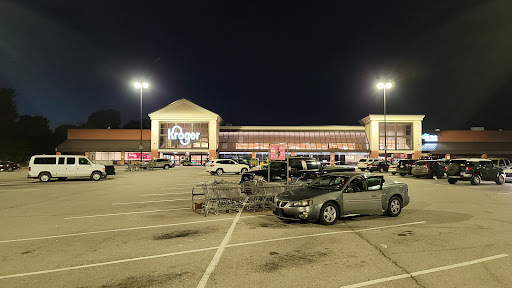 Grocery Store «Kroger», reviews and photos, 143 Henslee Dr, Dickson, TN 37055, USA
