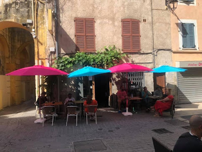 Le Café Inventé à Draguignan
