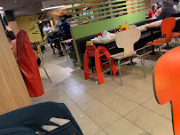 Atmosphère du Restauration rapide McDonald's à Gilly-sur-Isère - n°2