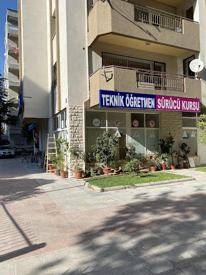 İzmir Bayraklı Özel Teknik Öğretmenler Sürücü Kursu