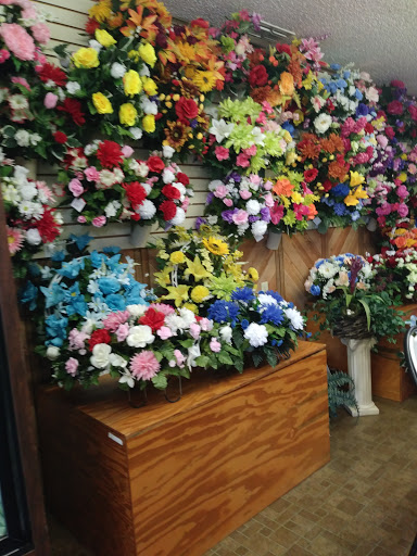 Florist «The House of Flowers», reviews and photos, 821 Berkley Rd, Auburndale, FL 33823, USA