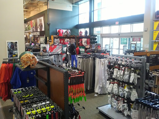 DICK'S Sporting Goods