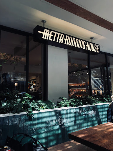 Metta Running House
