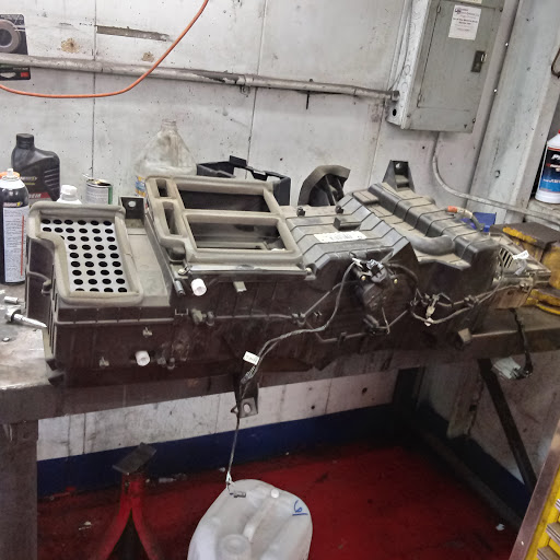 Auto Repair Shop «Golden Auto Clinic», reviews and photos, 2321 East St, Golden, CO 80401, USA