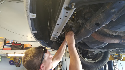 Tire Shop «Tires Unlimited», reviews and photos, 438 W Main St, Louisa, VA 23093, USA