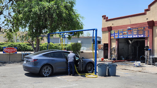 Paul's Car Wash & Lube Center en Cypress