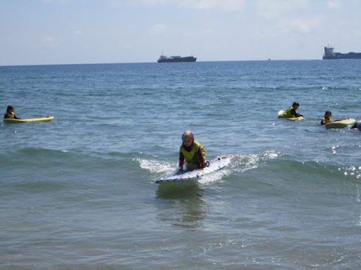 Salty Wave Surf School - Matosinhos