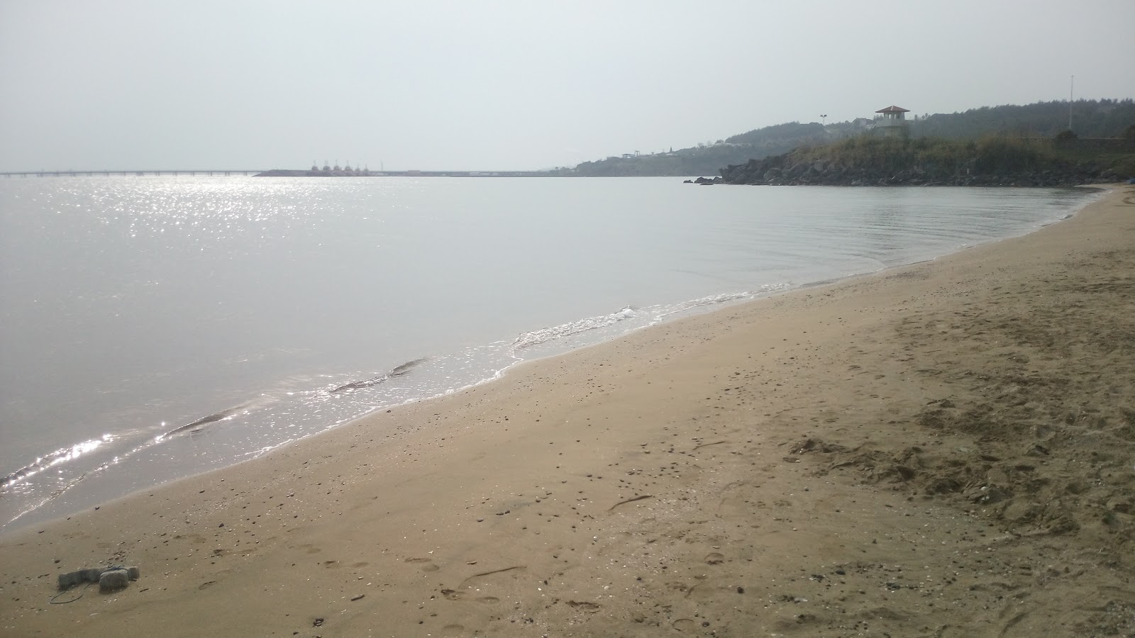 Photo de Botas beach II avec plage spacieuse