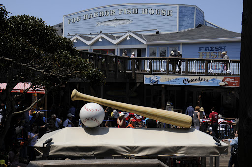 Sportswear Store «College Shop», reviews and photos, 2 Beach St, San Francisco, CA 94133, USA