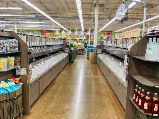 Grocery Store «Fresh Thyme Farmers Market- W. Des Moines», reviews and photos, 2900 University Ave, West Des Moines, IA 50266, USA