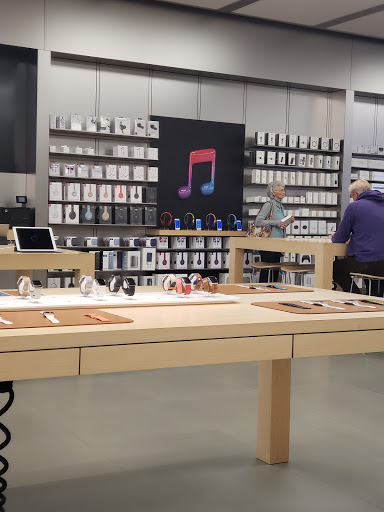 Computer Store «Apple Tacoma Mall», reviews and photos, 4502 S Steele St, Tacoma, WA 98409, USA