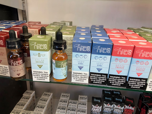 Tobacco Shop «Exit 1 Tobacco», reviews and photos, 135 S Broadway, Salem, NH 03079, USA