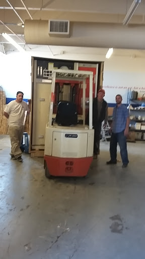 Shipping Company «Navis Pack & Ship», reviews and photos, 1490 W Garden of the Gods Rd d, Colorado Springs, CO 80907, USA