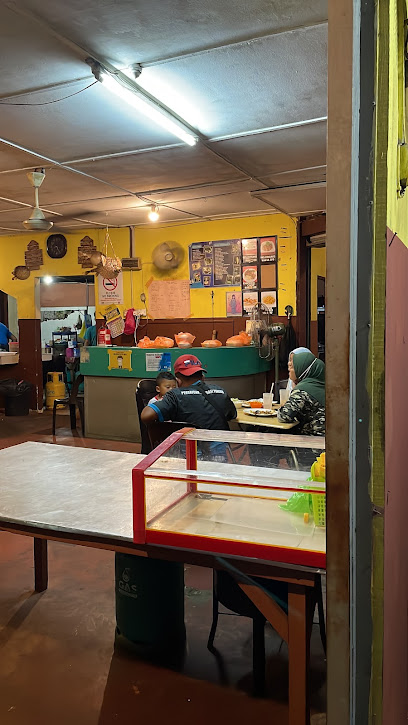 Kedai Makan Ee Mak Zah