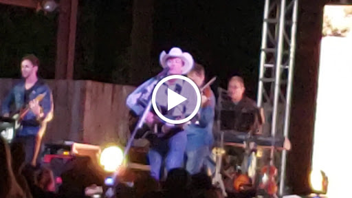 Bar «The Roundup Outdoor Music Venue», reviews and photos, 531 FM 3351, Boerne, TX 78006, USA