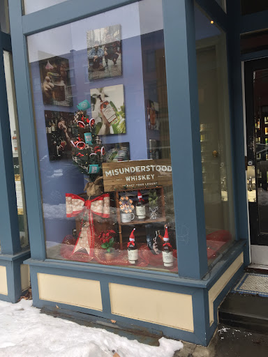 Liquor Store «Jersey Wines & Spirits», reviews and photos, 492 Jersey Ave, Jersey City, NJ 07302, USA