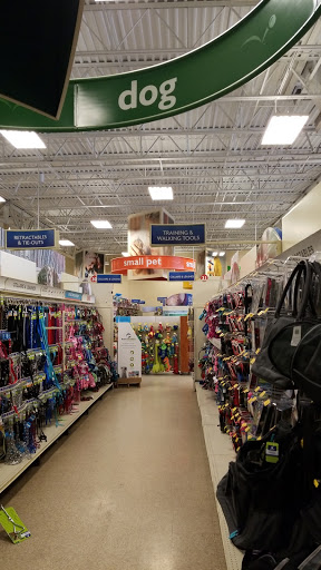 Pet Supply Store «PetSmart», reviews and photos, 2435 Prairie Center Pkwy, Brighton, CO 80601, USA
