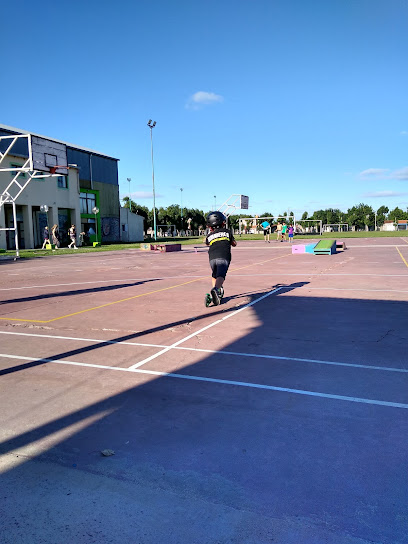 Polideportivo Dolores - Ripodas 1251-1349, Dolores, Provincia de Buenos Aires, Argentina