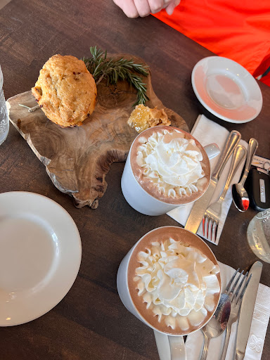 Traditional American Restaurant «Rosie», reviews and photos, 27 Elm St, New Canaan, CT 06840, USA