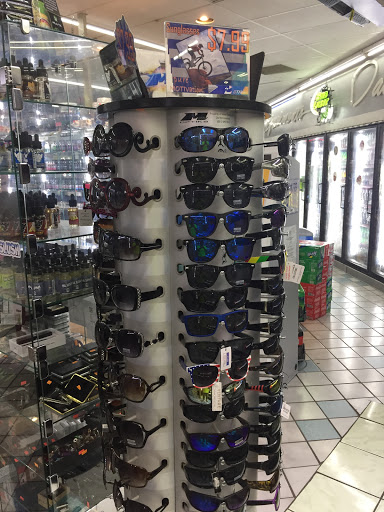 Tobacco Shop «Suwanee Smoke Shop», reviews and photos, 3033 Lawrenceville-Suwanee Rd, Suwanee, GA 30024, USA