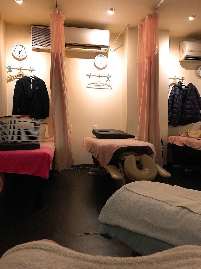 経絡館 愛知県名古屋市中区栄 指圧 マッサージ グルコミ