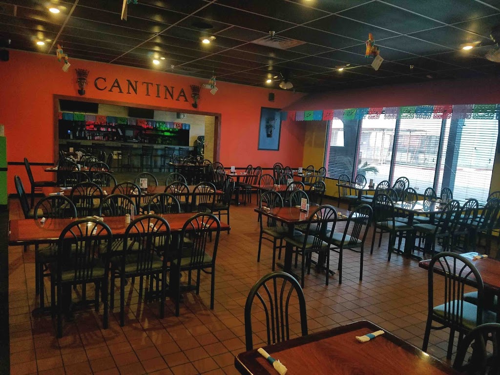 La Casa Mexican Restaurant - Cut Off 70345