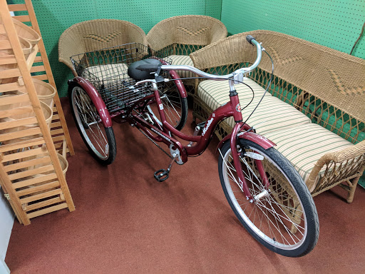 Discount Store «Bargain Hunt», reviews and photos, 1927 Irvin Cobb Dr, Paducah, KY 42003, USA