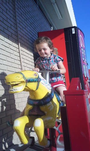 Clothing Store «Roses Department Store», reviews and photos, 50 Madison Square Dr, Madisonville, KY 42431, USA