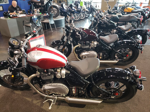 Motorcycle Dealer «Windy City Triumph, Aprilia, Moto Guzzi, Vespa, Piaggio», reviews and photos