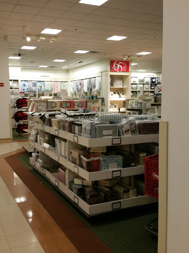 Department Store «Century 21 Department Store», reviews and photos, 1085 Old Country Rd, Westbury, NY 11590, USA